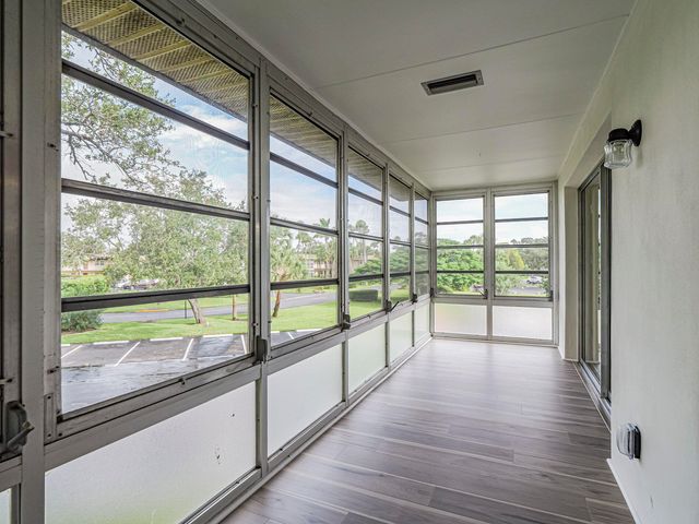 6 Vista Gardens Trail, Vero Beach, FL 32962