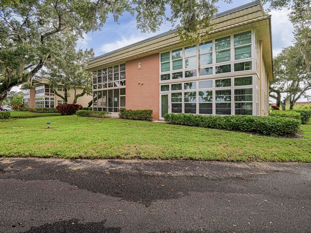 6 Vista Gardens Trail, Vero Beach, FL 32962