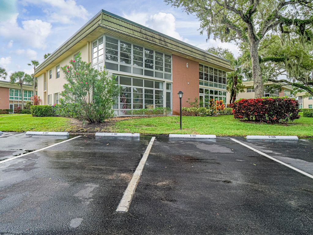 6 Vista Gardens Trail, Vero Beach, FL 32962