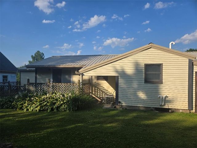 7639 Cardinal Road, Wolcott, NY 14590