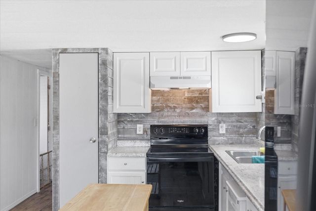 8012 MONTROSE AVENUE, Brooksville, FL 34613