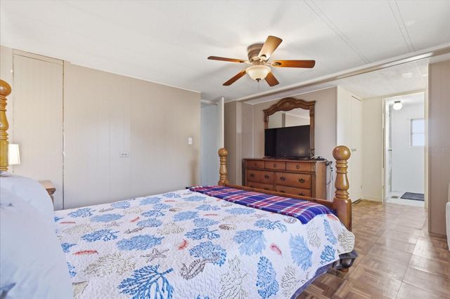 8012 MONTROSE AVENUE, Brooksville, FL 34613