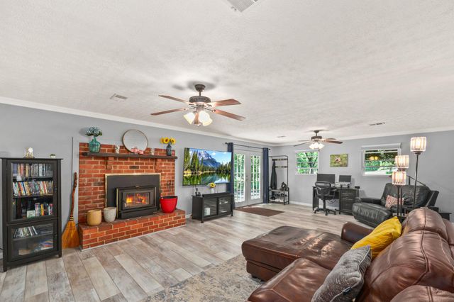7357 AUBURN MILL RD, Warrenton, VA 20187