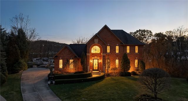 408 OAK LANE, Robinson Twp, PA 15108