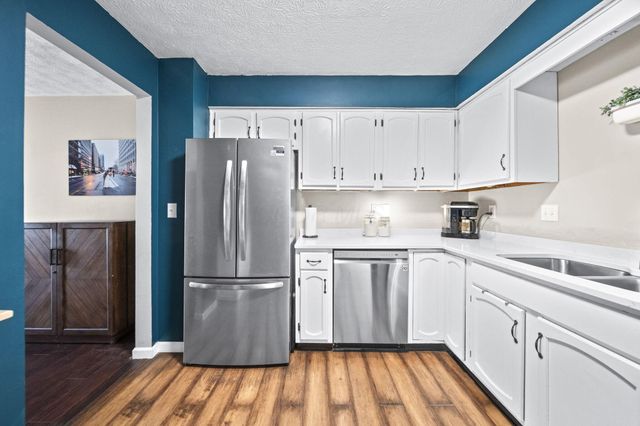 2744 Saltergate Drive, Dublin, OH 43016