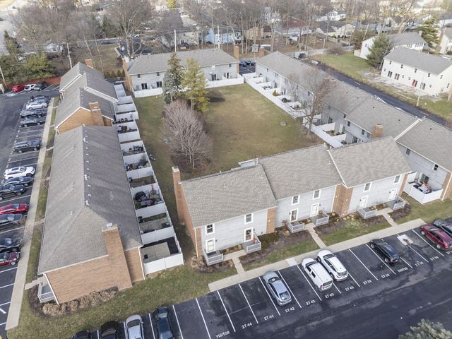 2744 Saltergate Drive, Dublin, OH 43016