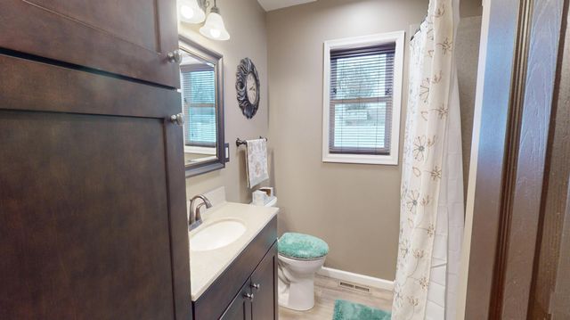 2021 Bridge Avenue, Albert Lea, MN 56007