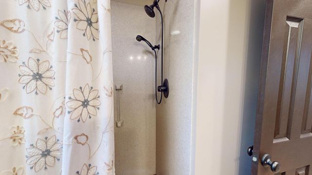 2021 Bridge Avenue, Albert Lea, MN 56007