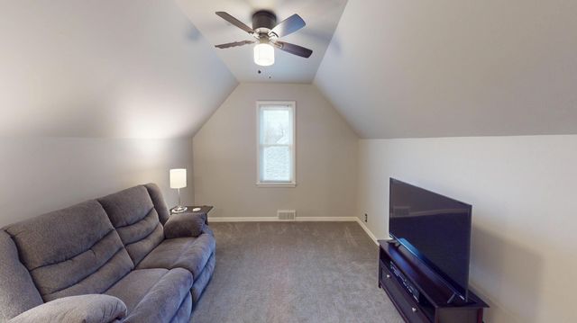 2021 Bridge Avenue, Albert Lea, MN 56007