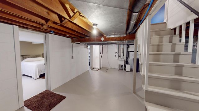 2021 Bridge Avenue, Albert Lea, MN 56007