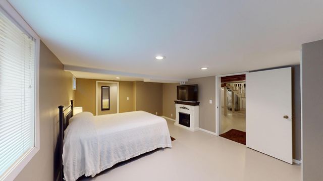 2021 Bridge Avenue, Albert Lea, MN 56007