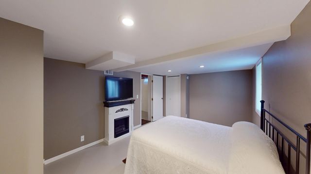 2021 Bridge Avenue, Albert Lea, MN 56007