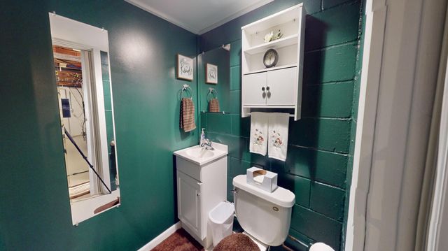 2021 Bridge Avenue, Albert Lea, MN 56007