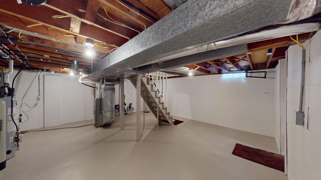 2021 Bridge Avenue, Albert Lea, MN 56007