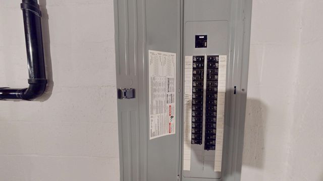 2021 Bridge Avenue, Albert Lea, MN 56007