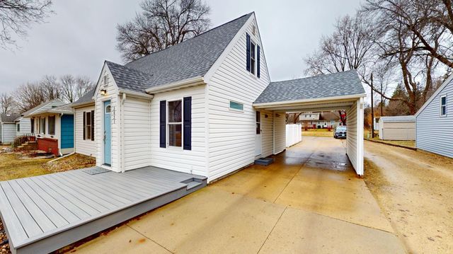 2021 Bridge Avenue, Albert Lea, MN 56007