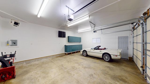 2021 Bridge Avenue, Albert Lea, MN 56007