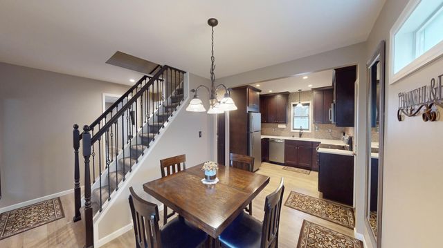 2021 Bridge Avenue, Albert Lea, MN 56007