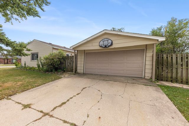 334 Fairfax Avenue, Romeoville, IL 60446