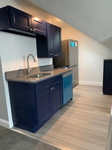 527 Nantasket Ave 5, Hull, MA 02045