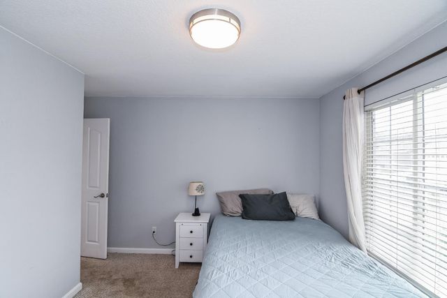 10064 Oglethorpe Way, Elk Grove, CA 95624