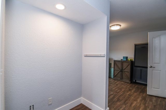 10064 Oglethorpe Way, Elk Grove, CA 95624