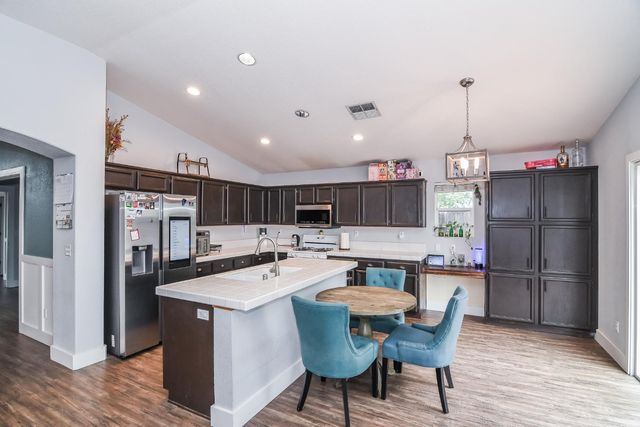 10064 Oglethorpe Way, Elk Grove, CA 95624
