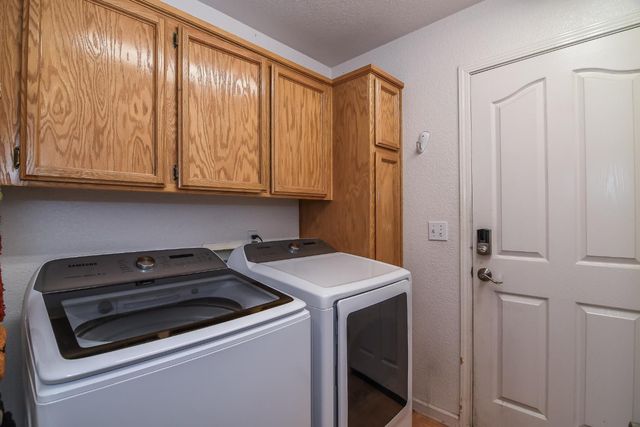 10064 Oglethorpe Way, Elk Grove, CA 95624