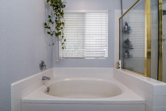 10064 Oglethorpe Way, Elk Grove, CA 95624