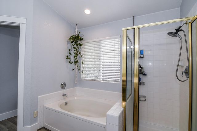 10064 Oglethorpe Way, Elk Grove, CA 95624