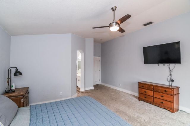 10064 Oglethorpe Way, Elk Grove, CA 95624