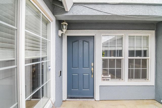 10064 Oglethorpe Way, Elk Grove, CA 95624
