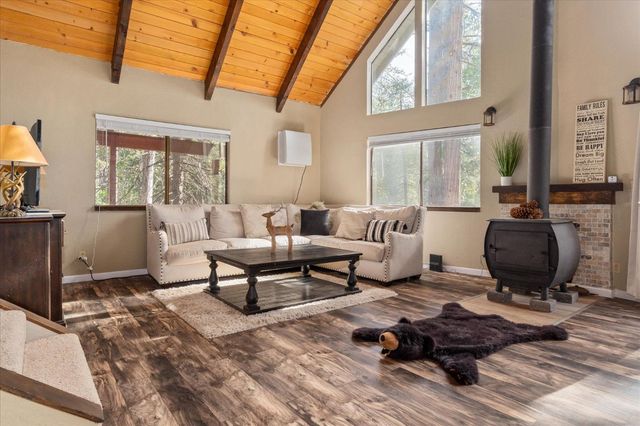 2673 El Dorado Dr, Arnold, CA 95223