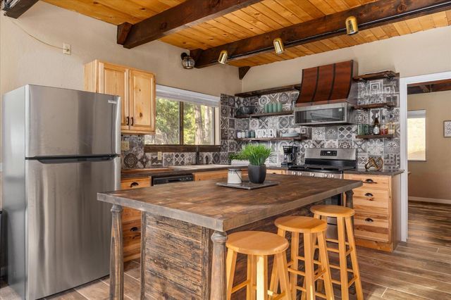 2673 El Dorado Dr, Arnold, CA 95223