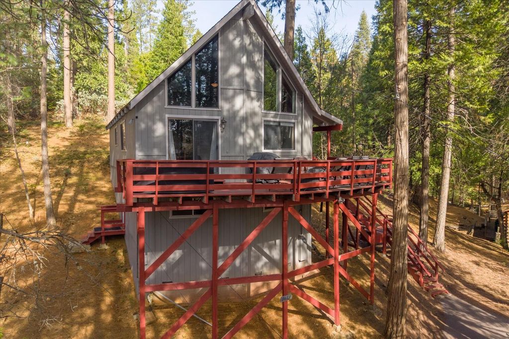 2673 El Dorado Dr, Arnold, CA 95223