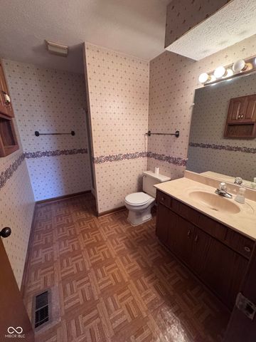 2333 Windmire Way, Anderson, IN 46012
