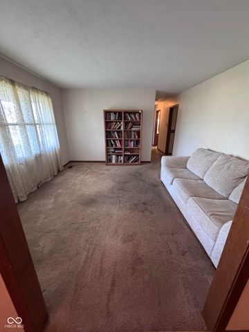 2333 Windmire Way, Anderson, IN 46012