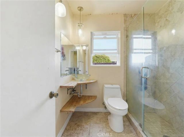 6545 Dos Rios Rd, Downey, CA 90240