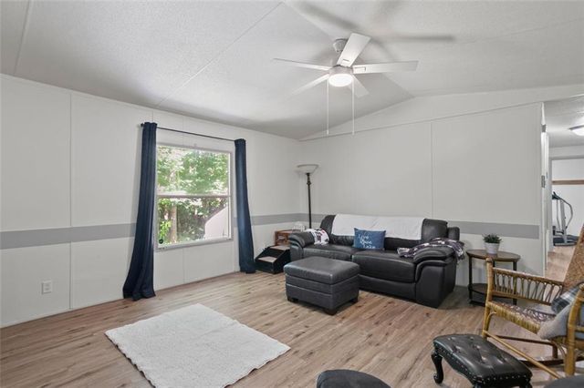 5002 Bee Tree Road SE, Acworth, GA 30102