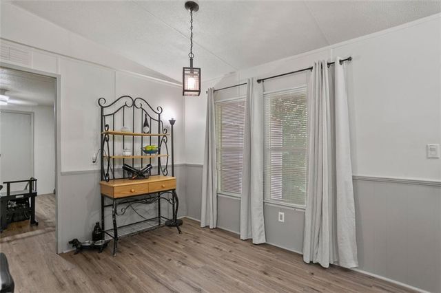 5002 Bee Tree Road SE, Acworth, GA 30102