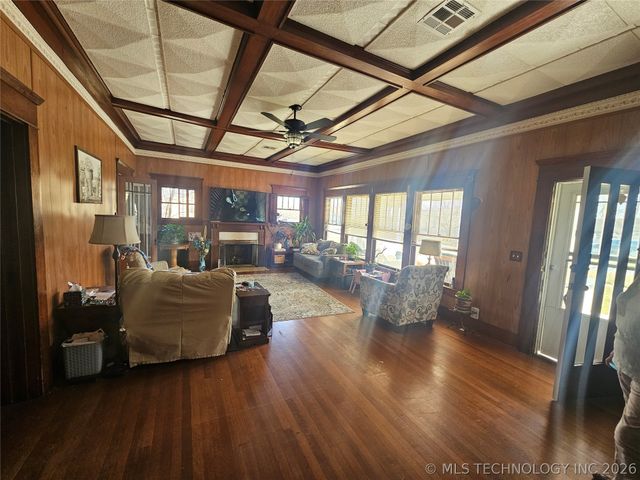 504 W Broadway, Marietta, OK 73448