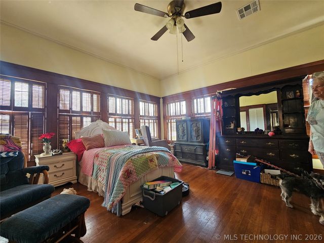 504 W Broadway, Marietta, OK 73448