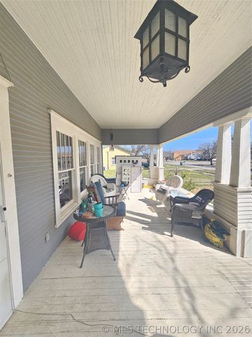 504 W Broadway, Marietta, OK 73448