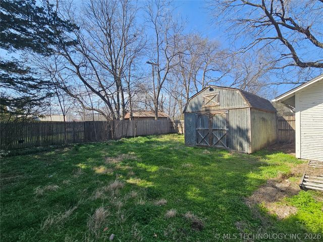 504 W Broadway, Marietta, OK 73448