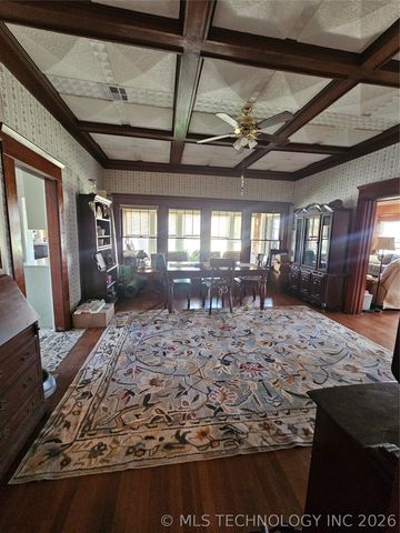 504 W Broadway, Marietta, OK 73448