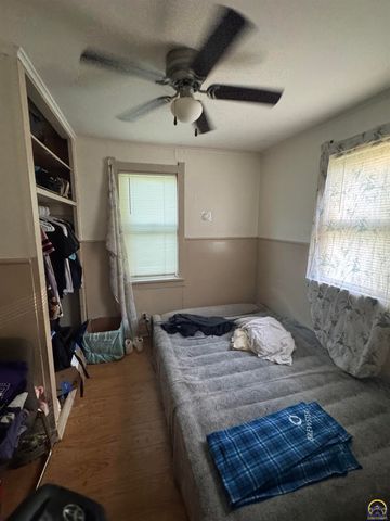 2535 SE Wisconsin AVE, Topeka, KS 66605