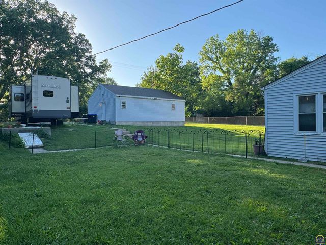 2535 SE Wisconsin AVE, Topeka, KS 66605