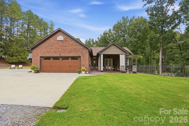 2055 Tiger Paw Lane, York, SC 29745
