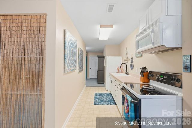 2055 Tiger Paw Lane, York, SC 29745