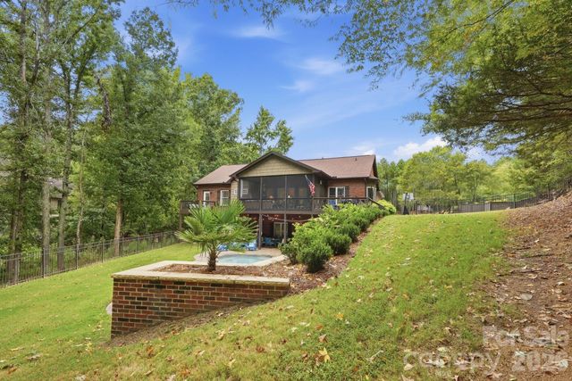 2055 Tiger Paw Lane, York, SC 29745